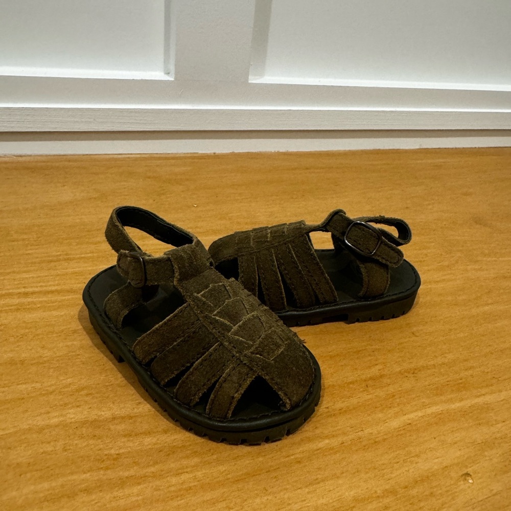 Infants size 2 leather sandal
